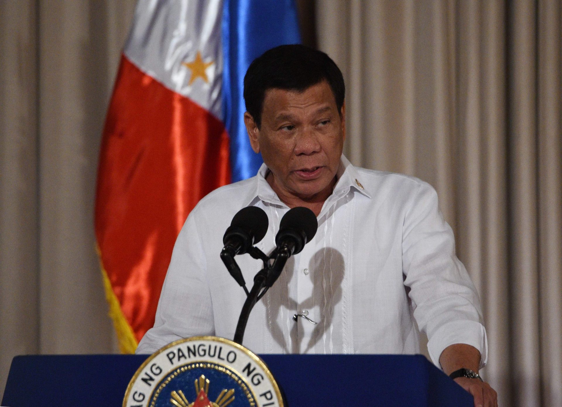 Presidente das Filipinas ameaça matar polícias corruptos