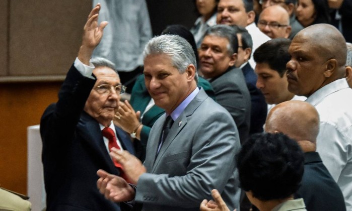 Presidente cubano defende a legalização do casamento homossexual