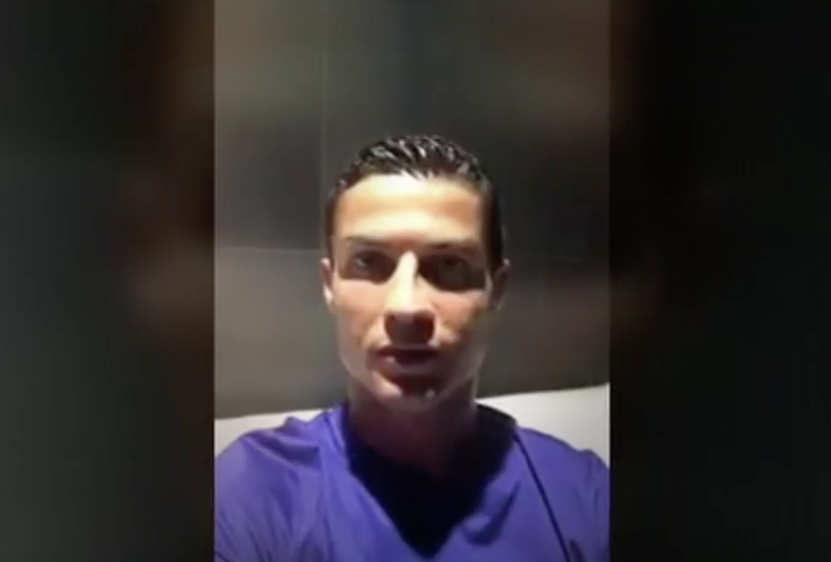 A mensagem emocionante de Ronaldo para uma criança que sofreu um ataque cardíaco | VÍDEO