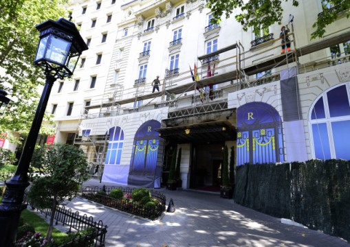 Desmoronamento de andar no Hotel Ritz de Madrid provoca um morto e vários feridos