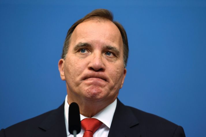Governo sueco derrubado com moção de censura pela primeira vez na história