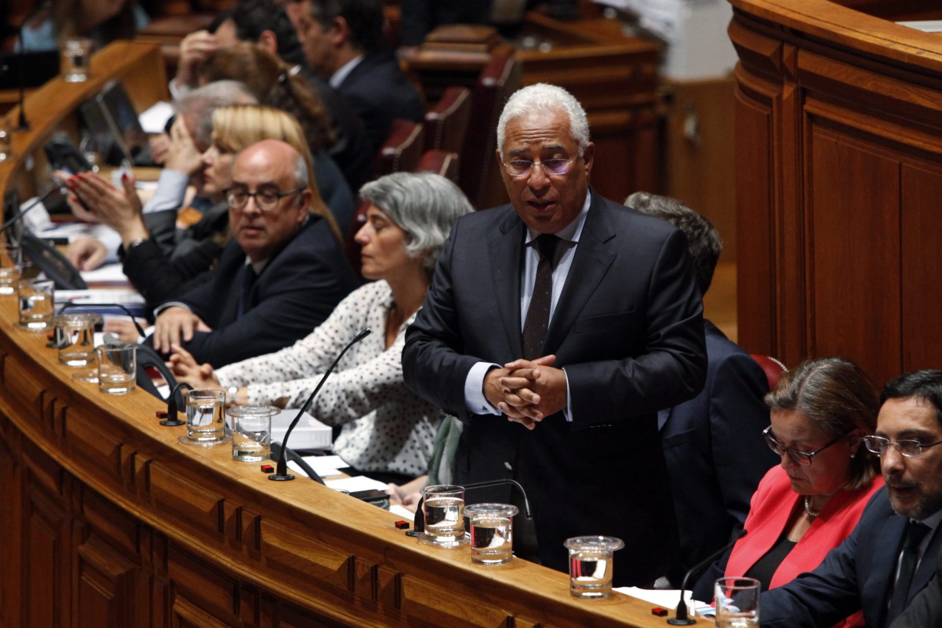 Táxis: Costa remete para o Parlamento alteração à lei