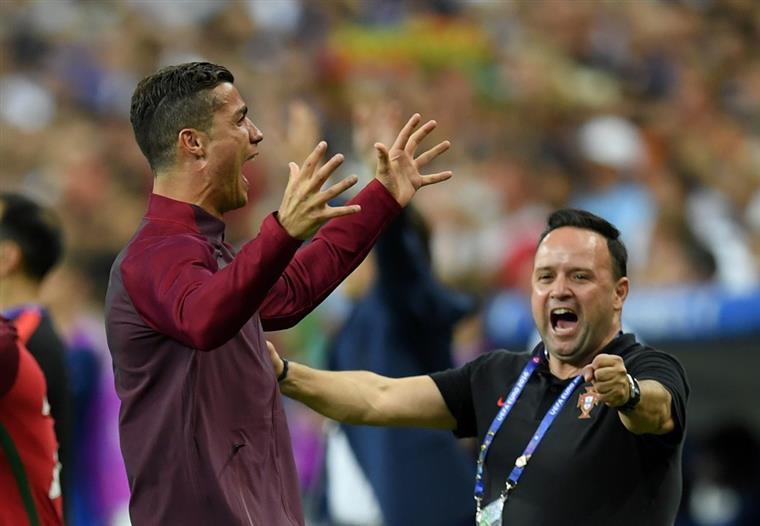 Cristiano Ronaldo recorda título do Euro: “Chorei, ri, sofri, gritei, fiquei bêbado”