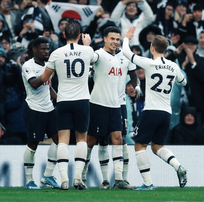 Tottenham regressa às vitórias na Liga inglesa