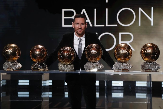 Messi vence Bola de Ouro