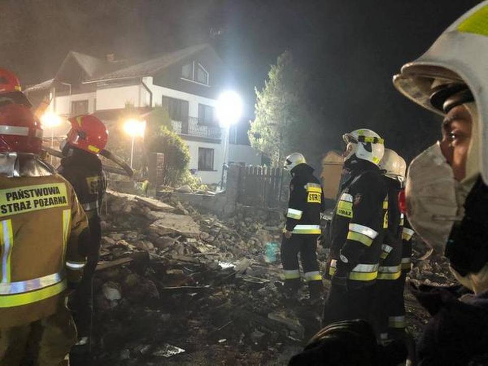 Explosão de gás na Polónia fez oito vítimas mortais, quatro são crianças