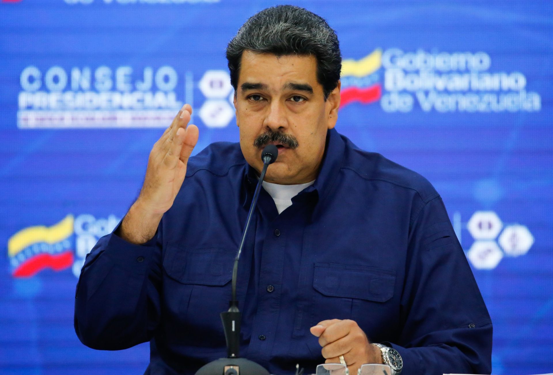 Maduro pede a Juan Guaidó que convoque eleições antecipadas na Venezuela