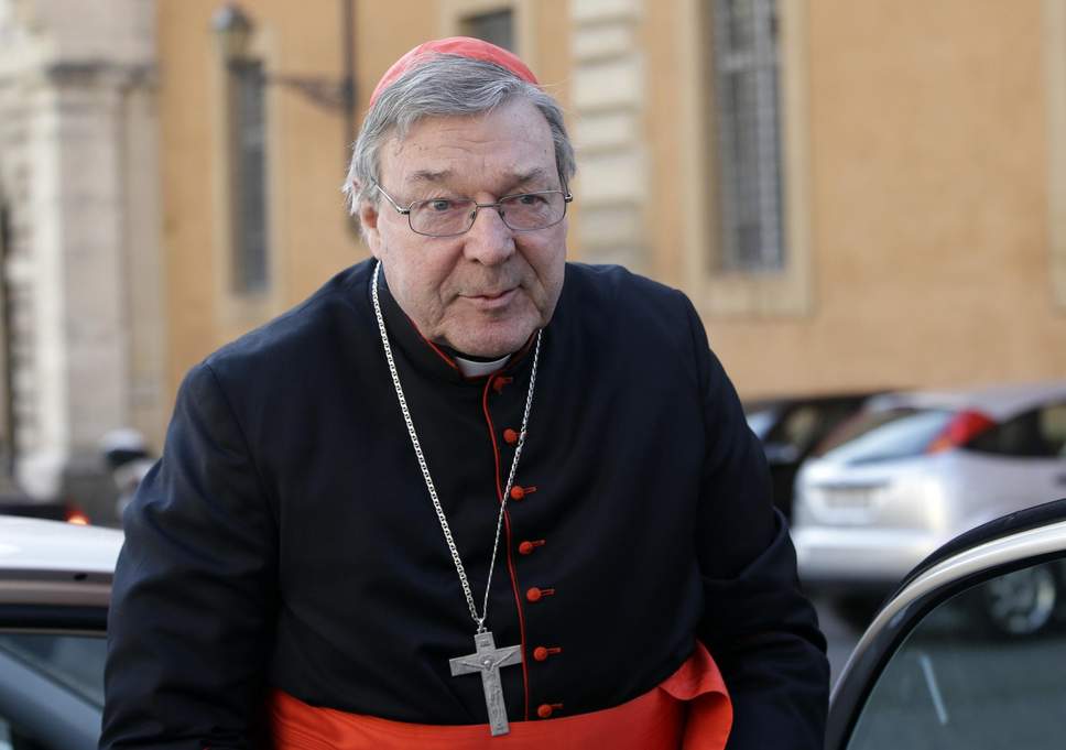 Antigo tesoureiro do Vaticano condenado por abuso sexual de menores