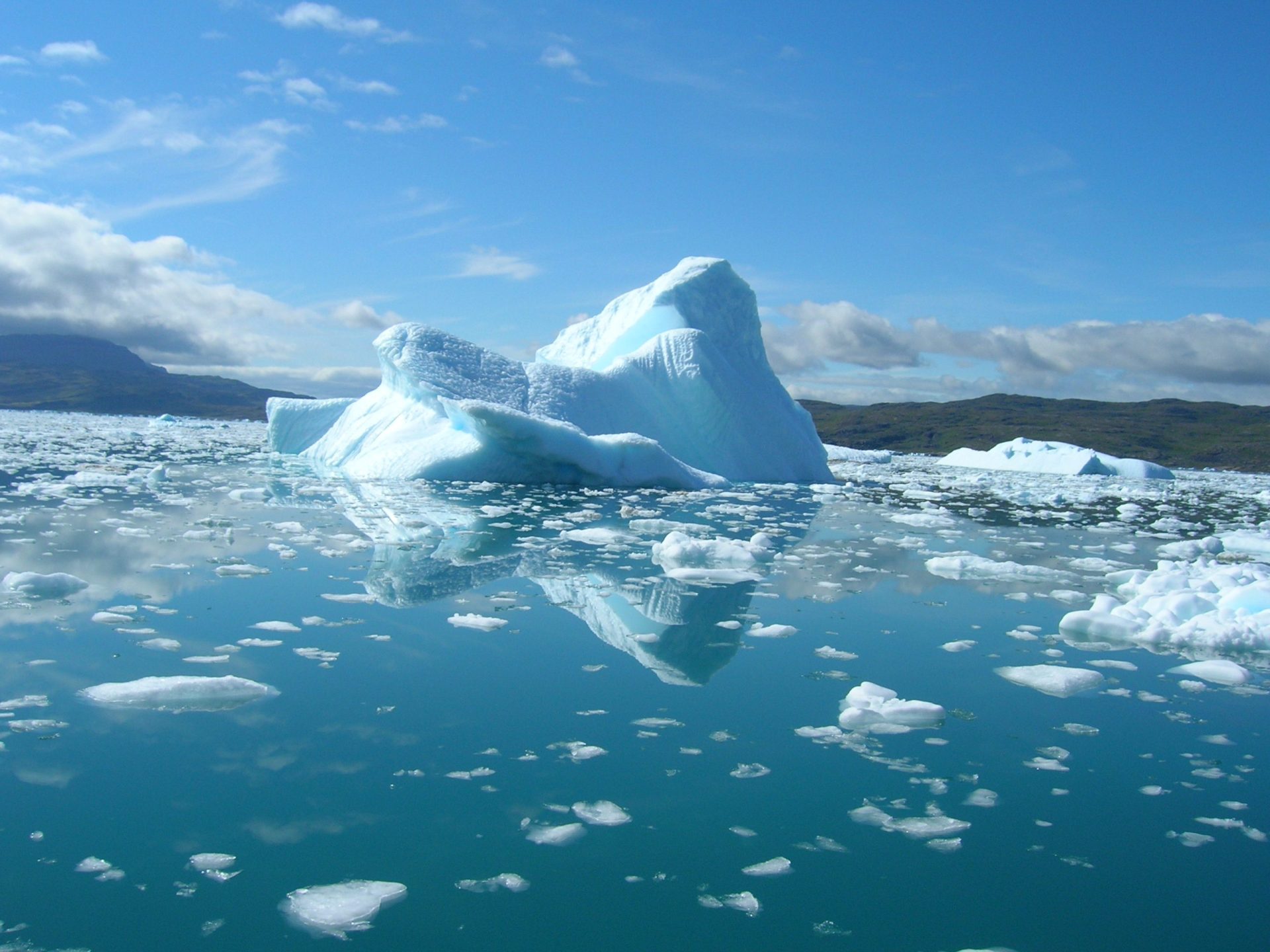 Icerberg gigante vai soltar-se da Antártida por estar a derreter a uma velocidade recorde