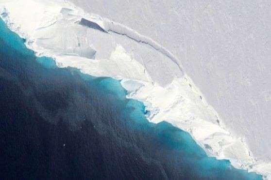 NASA descobre cavidade gigante em glaciar na Antártida