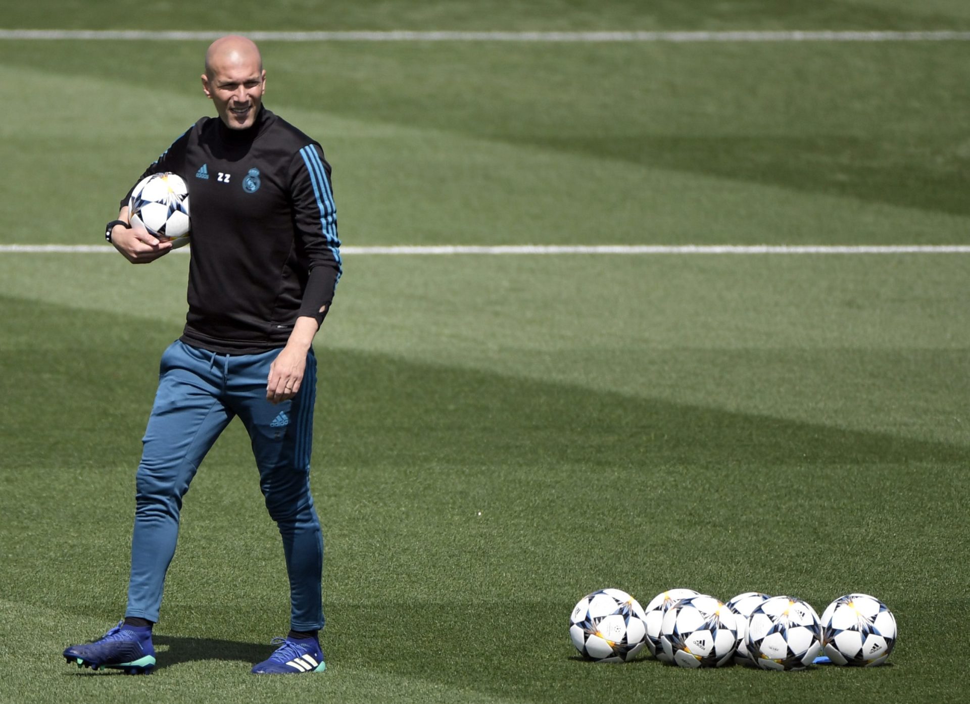 Zinédine Zidane está mesmo de regresso ao Real Madrid