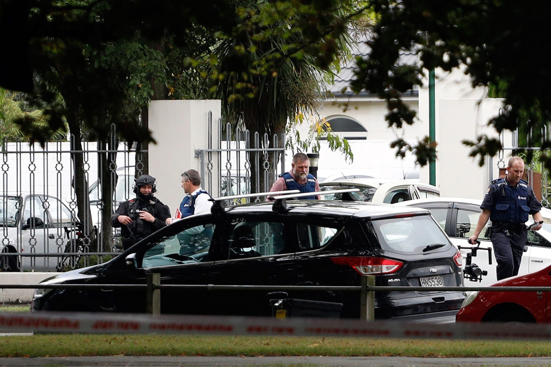 Vídeo mostra momento de detenção de um dos atiradores dos ataques na Nova Zelândia