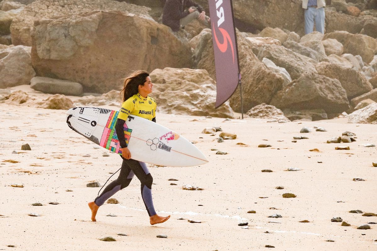 Surf. Teresa Bonvalot alcança 9.º lugar em Newcastle