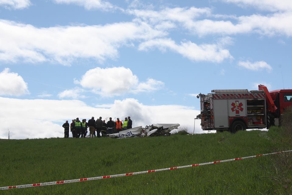 Avioneta que caiu em Bragança já foi removida