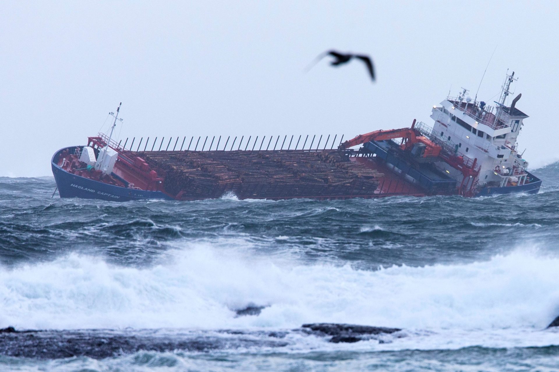 Retirados mais de 450 passageiros de cruzeiro ancorado na Noruega