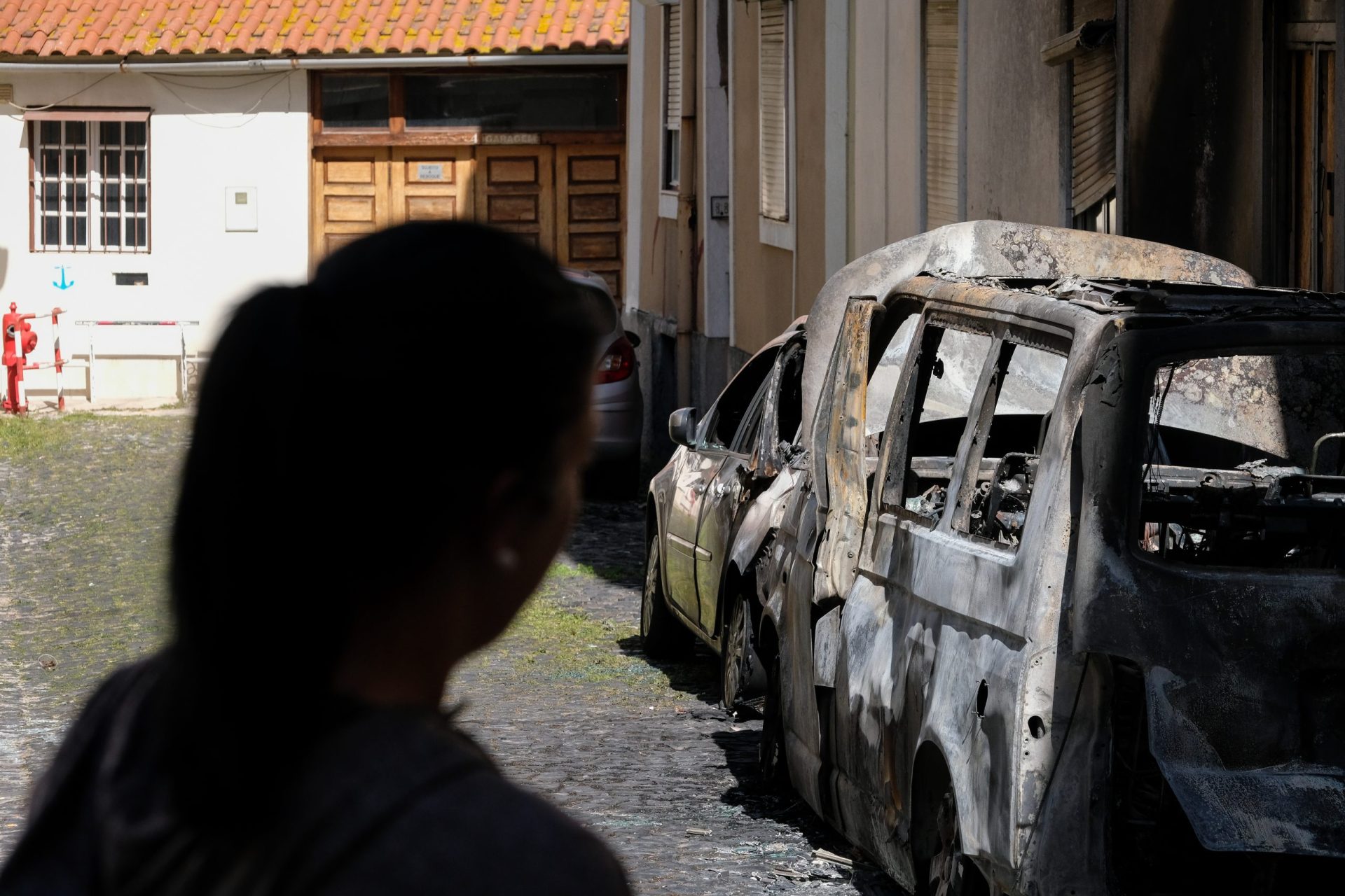 Vários carros incendiados durante a madrugada em Lisboa