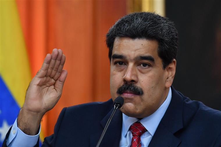 Maduro faz acordo com a Cruz Vermelha para ajuda humanitária na Venezuela