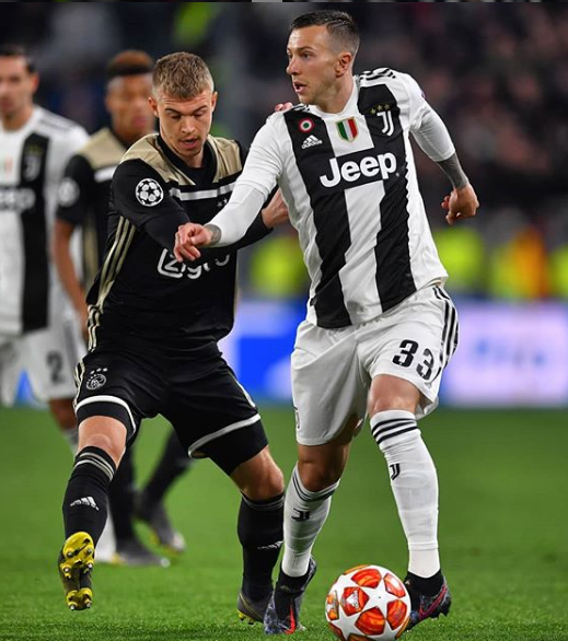 Ajax elimina a Juventus e está nas meias-finais da Liga dos Campeões