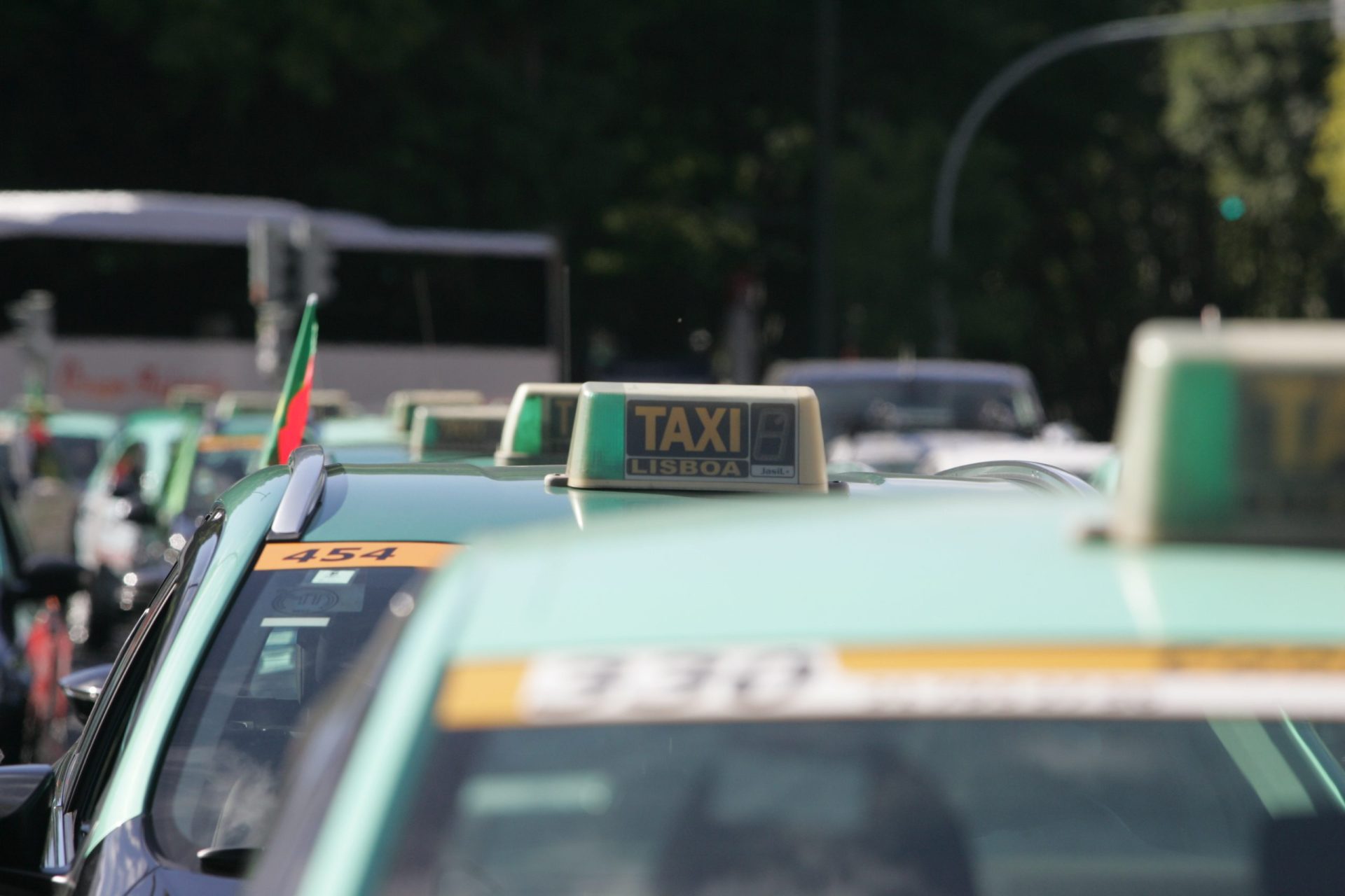 Dezenas de táxis já estão parados por falta de gasóleo em Lisboa
