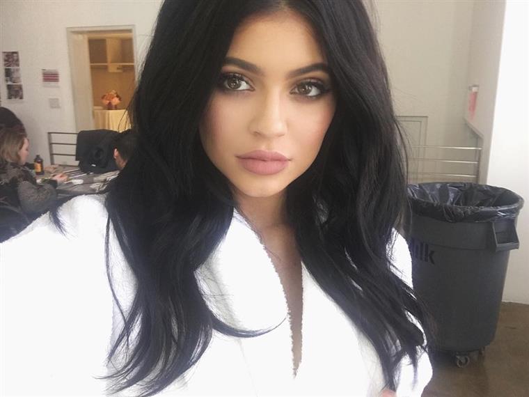 Kylie Jenner e o presente extravagante para o pai da sua filha