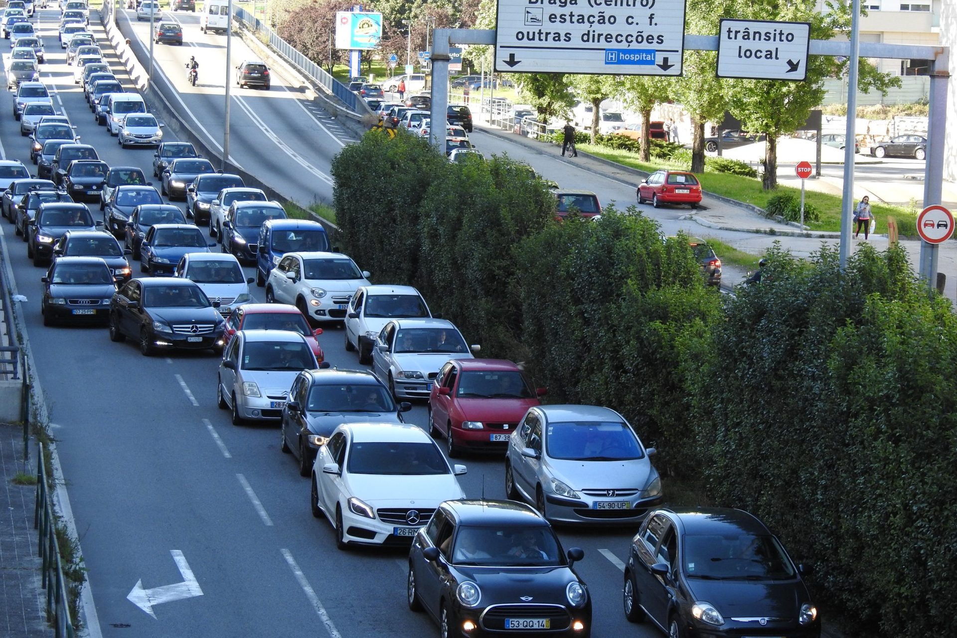 Colisão rodoviária entope trânsito em Braga