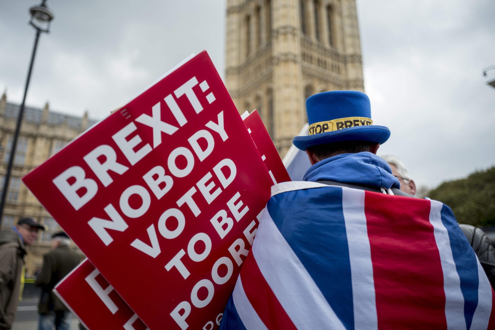 Autoridades britânicas pedem moderação aos políticos para evitar tensões com o Brexit