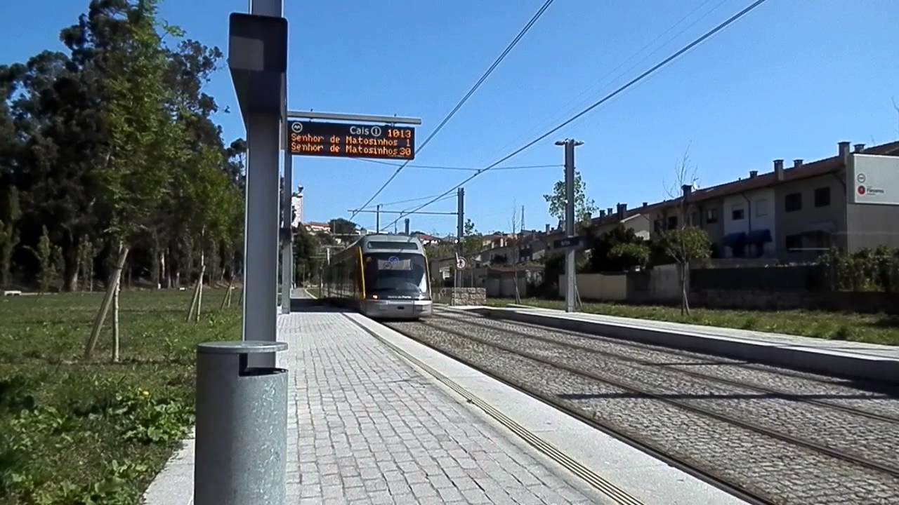 Atropelamento no Metro do Porto faz quatro feridos, todos ele menores de idade
