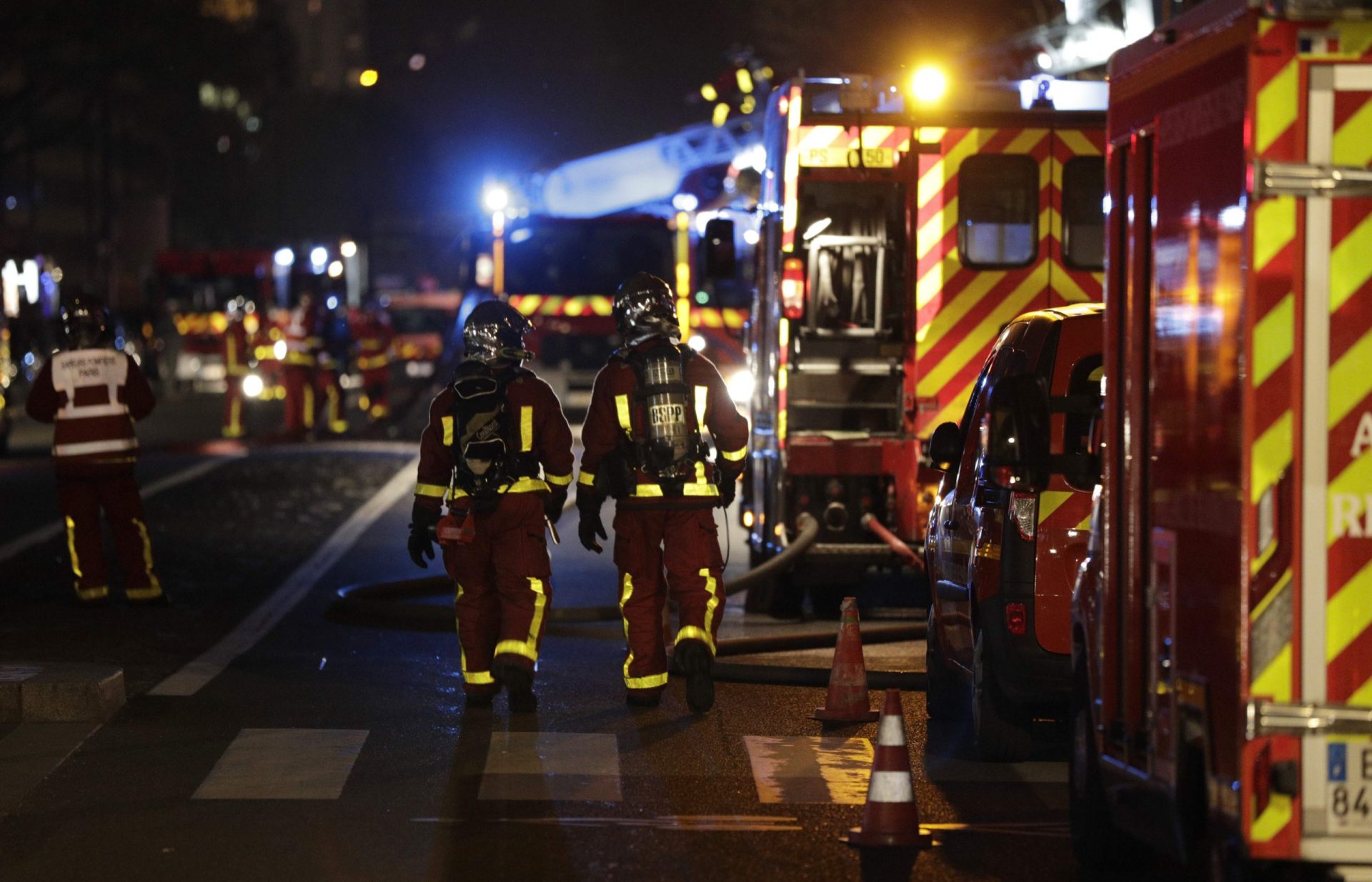 Imagens mostram explosão violenta em prédio de luxo em Paris