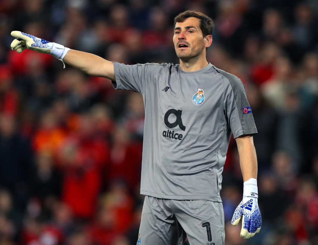 FC Porto emite comunicado a esclarecer situação clínica de Casillas