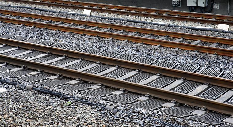 Atropelamento ferroviário faz um morto em Setúbal