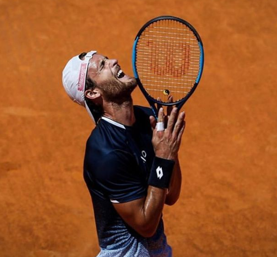 João Sousa cai 24 lugares no ranking mundial de ténis