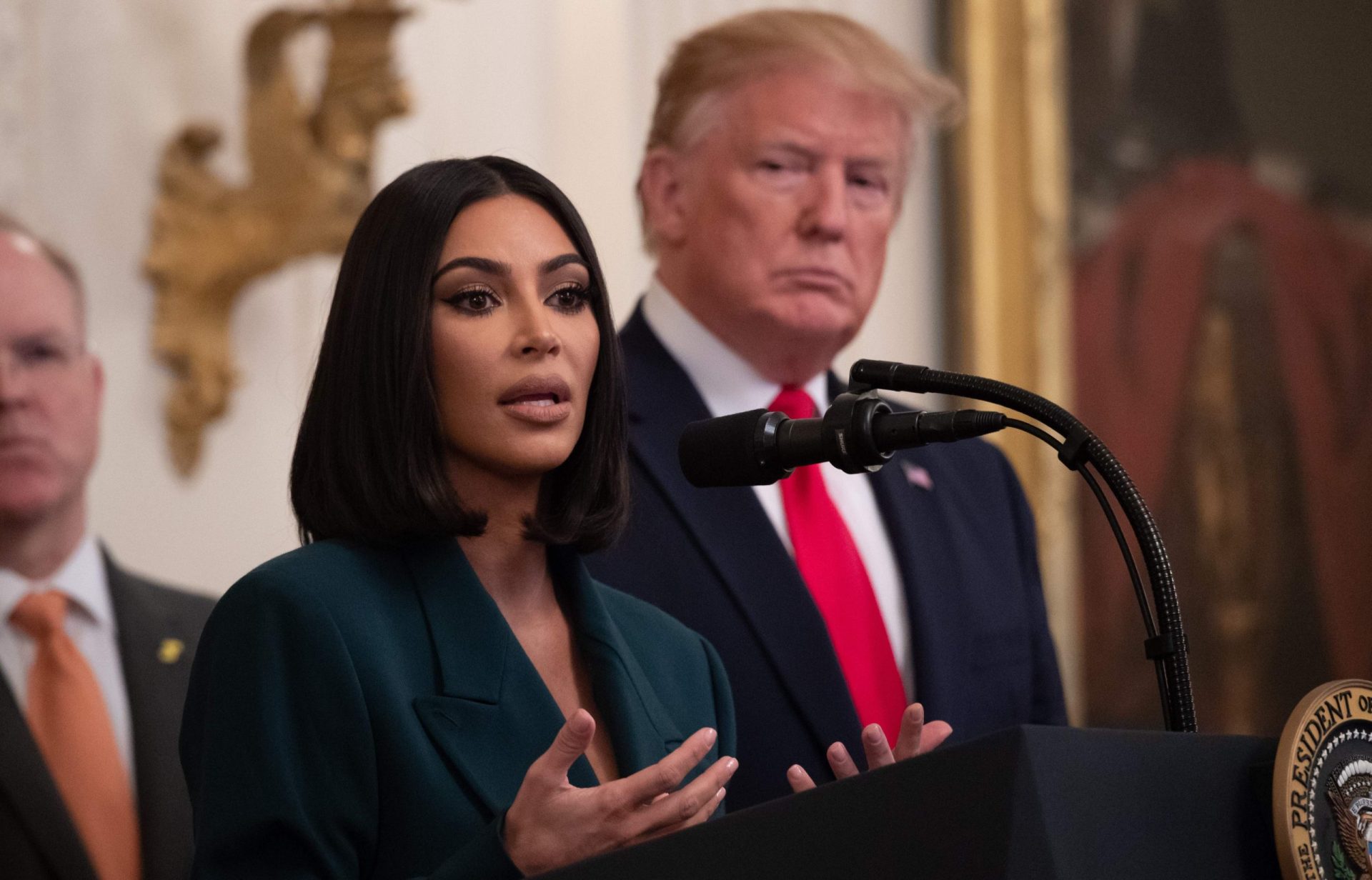 Kim Kardashian na Casa Branca em troca de elogios com Trump