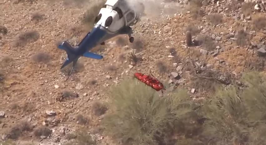Vídeo mostra maca com mulher ferida a girar descontroladamente em resgate de helicóptero