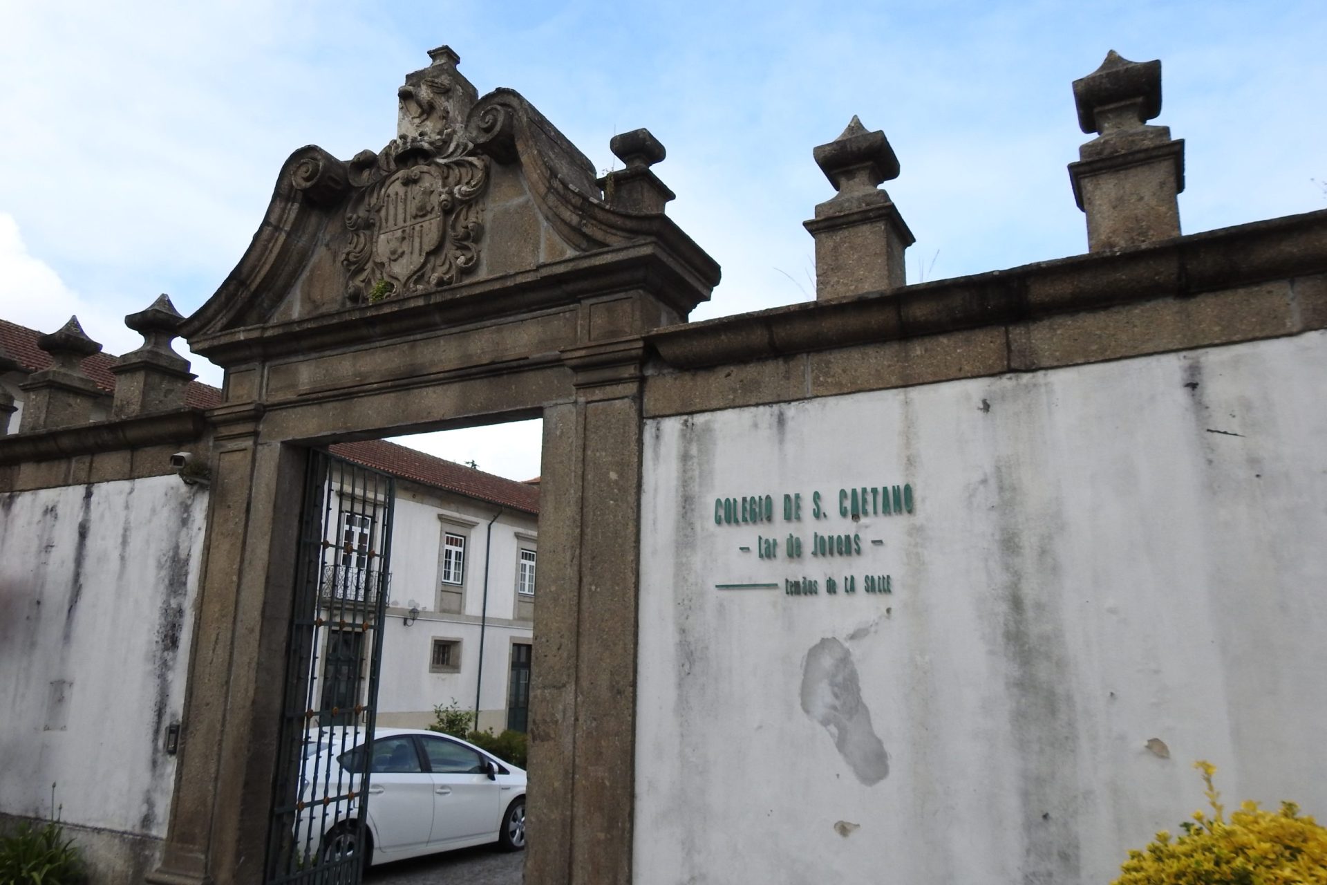 Colégio de São Caetano em Braga recebe 16 computadores