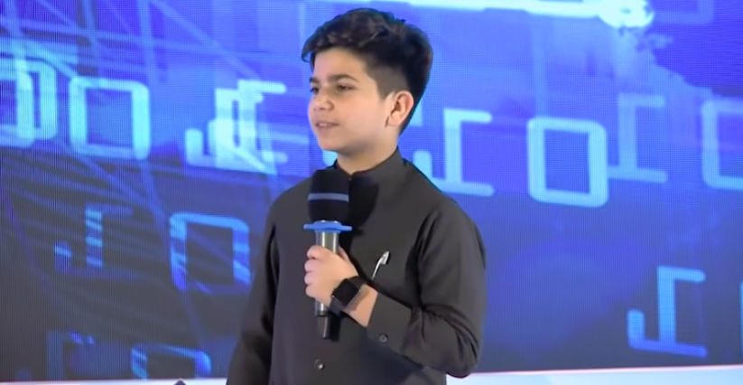 Menino de 12 anos paquistanês quer mudar o país e &#8220;ser líder do mundo&#8221;  | VÍDEO