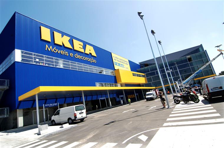 IKEA fecha única fábrica dos EUA