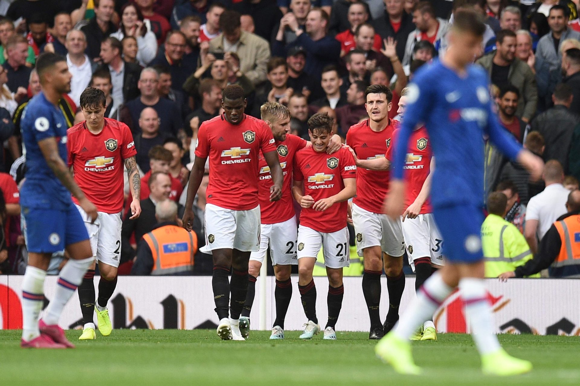 Man. United goleia Chelsea na primeira ronda da Liga inglesa