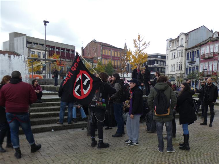Conferência de extrema-direita europeia em Lisboa leva a protesto