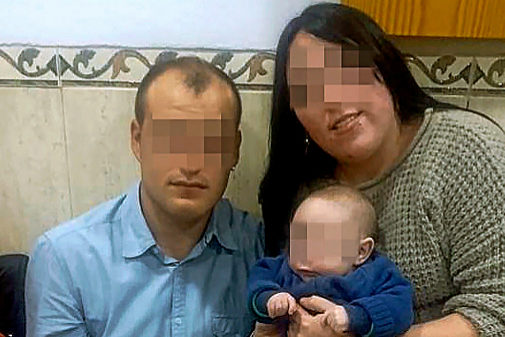 Mãe e pai detidos após a morte de dois filhos bebés em menos de dois anos