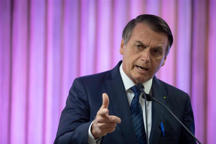 Bolsonaro fala em “esmola” e acusa os países de estarem a tentar “comprar o Brasil às prestações”