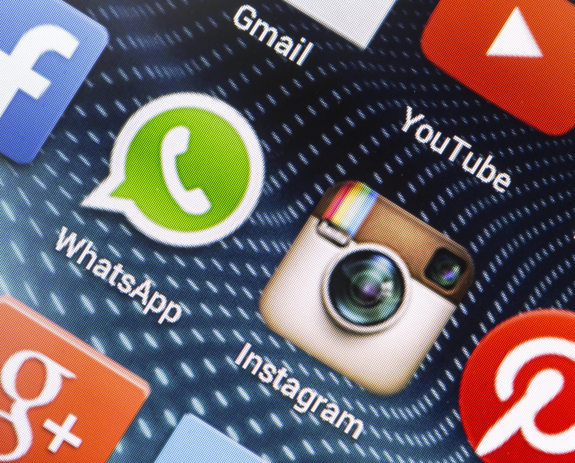 Instagram e Whatsapp vão mudar de nome