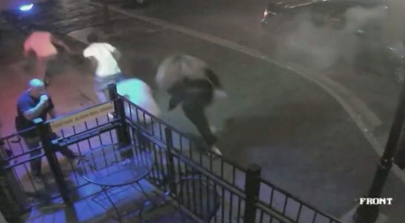 Vídeo mostra atirador a ser abatido pela polícia