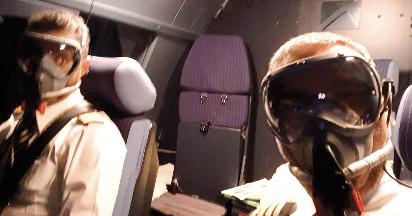 Pilotos da TAP aterram com máscaras de oxigénio