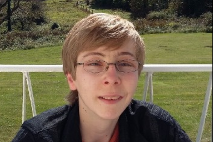 A morte de Martyn Evans: o pesadelo de um rapaz com síndrome de Asperger vítima de bullying