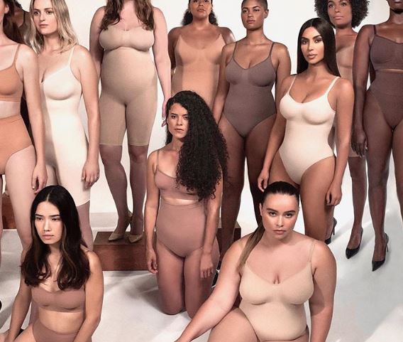 Kim Kardashian lançou linha de roupa interior e minutos depois já tinha lucrado quase 2 milhões de euros
