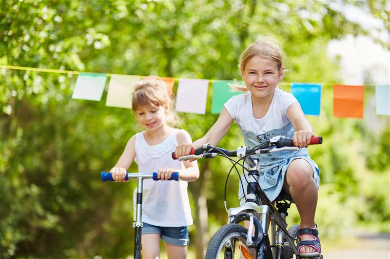 Escolas do primeiro ciclo de Torres Vedras ensinam crianças a andar de bicicleta