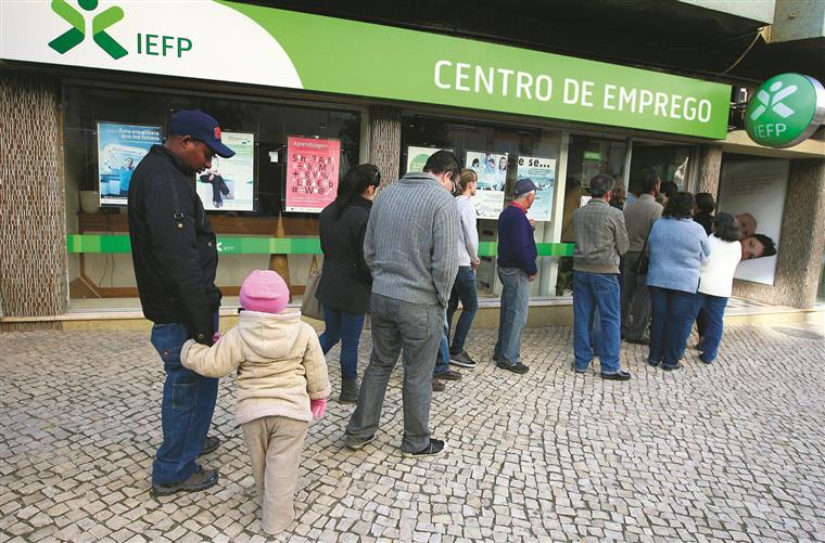 Portugueses dizem que crise não passou