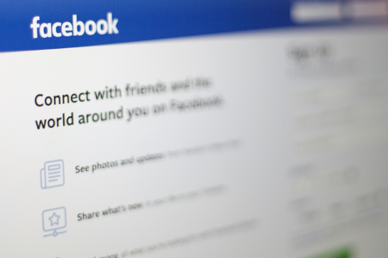 Fuga de dados de 400 milhões utilizadores do Facebook