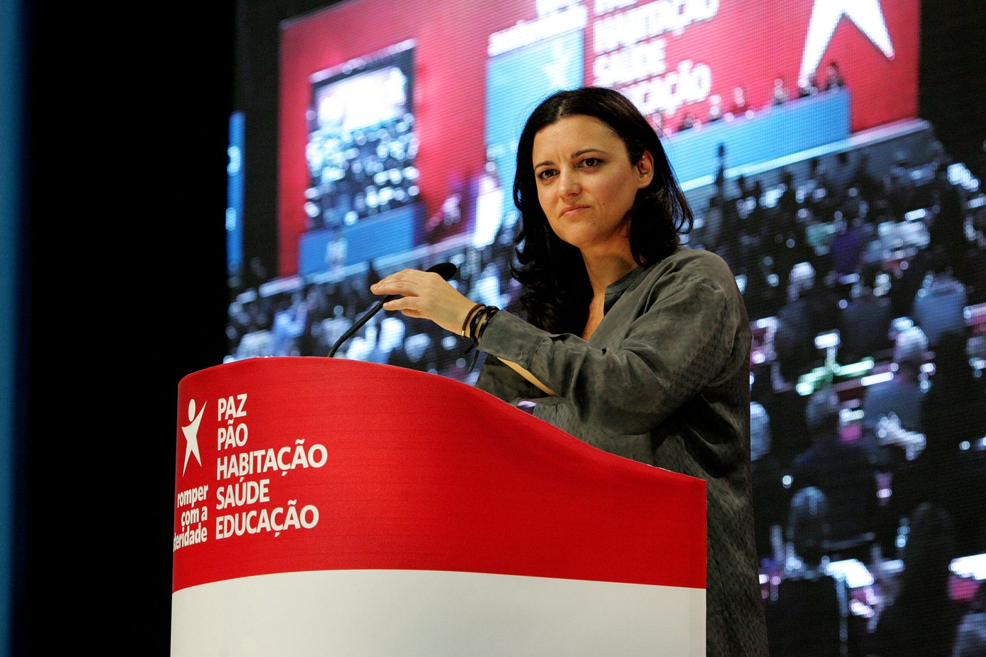 Marisa Matias altera campanha presidencial depois de fraturar costelas