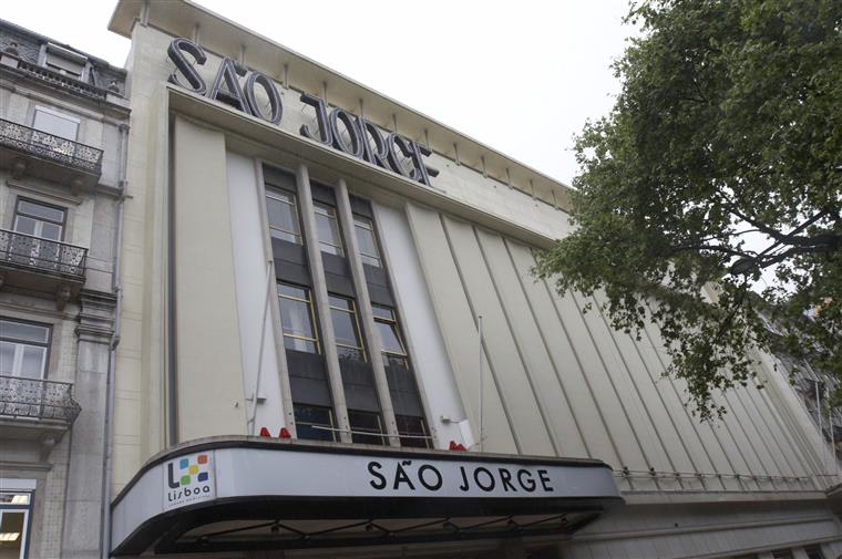 Câmara de Lisboa encerra museus, teatros, bibliotecas e piscinas